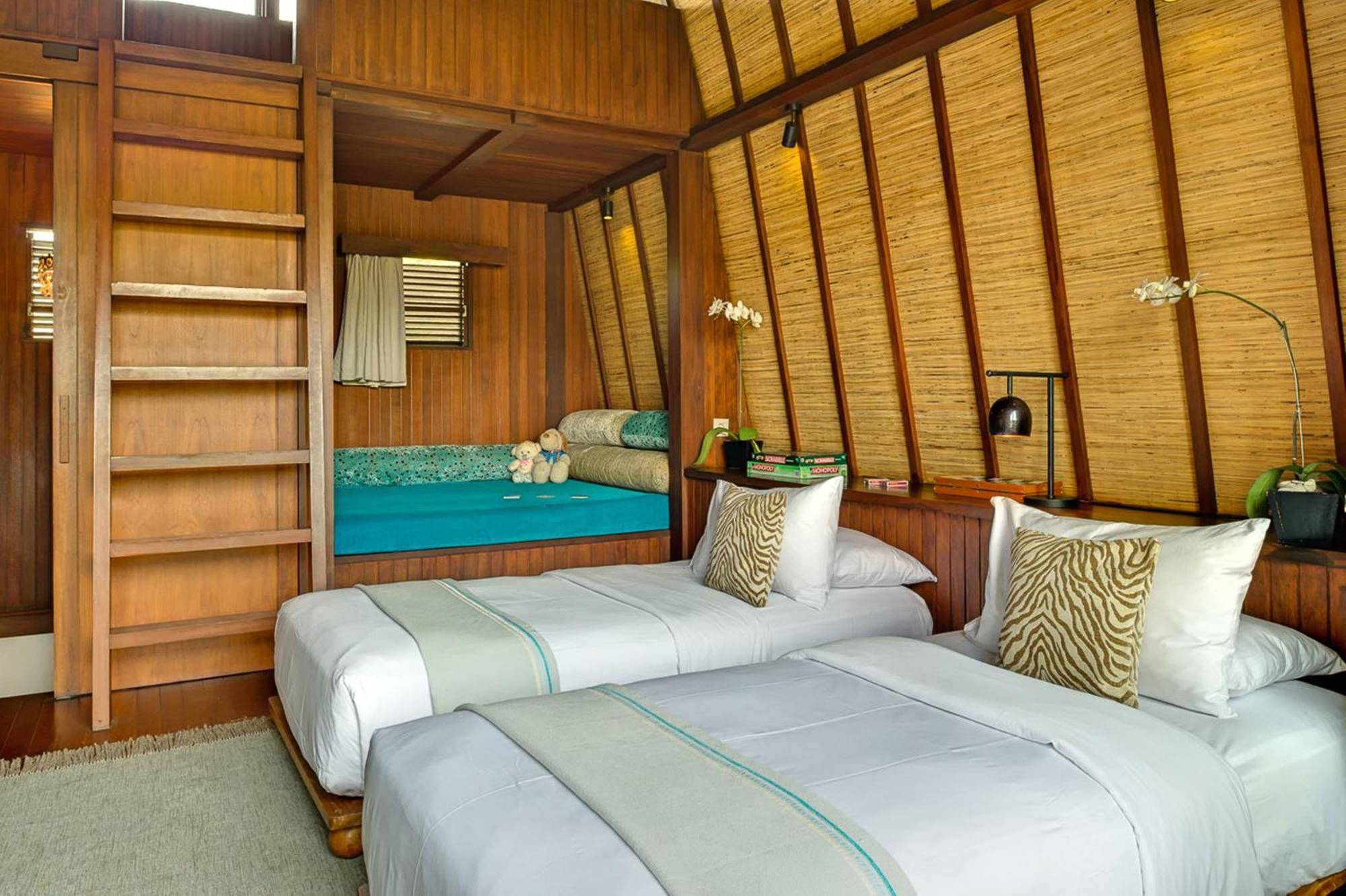Lataliana Seminyak Villa Exterior photo
