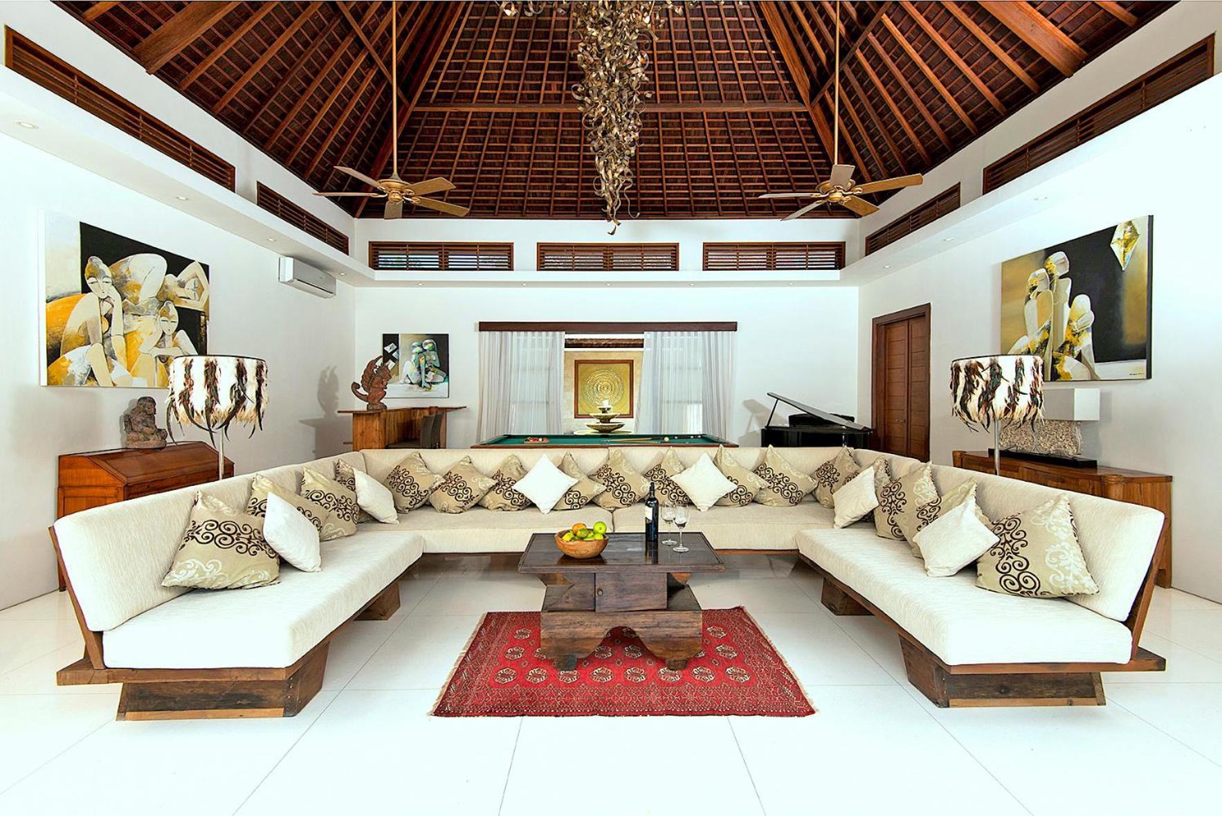 Lataliana Seminyak Villa Exterior photo
